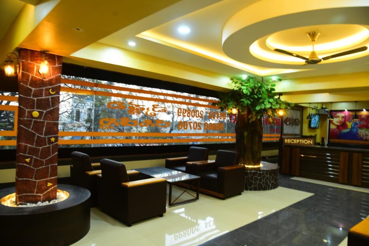 Vaishnavi Residency Tiptur Hotel Tarikere Kültér fotó